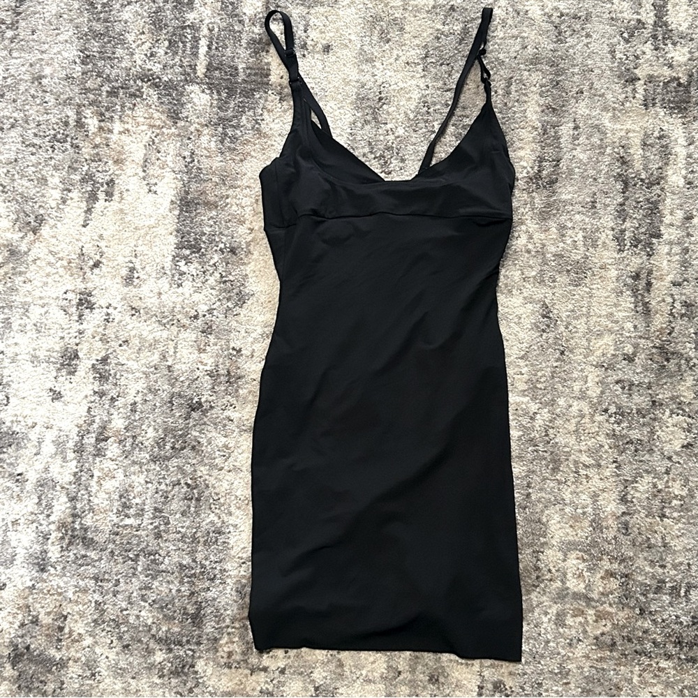Maidenform / Flexees M2541 Slimming Slip Black size Medium